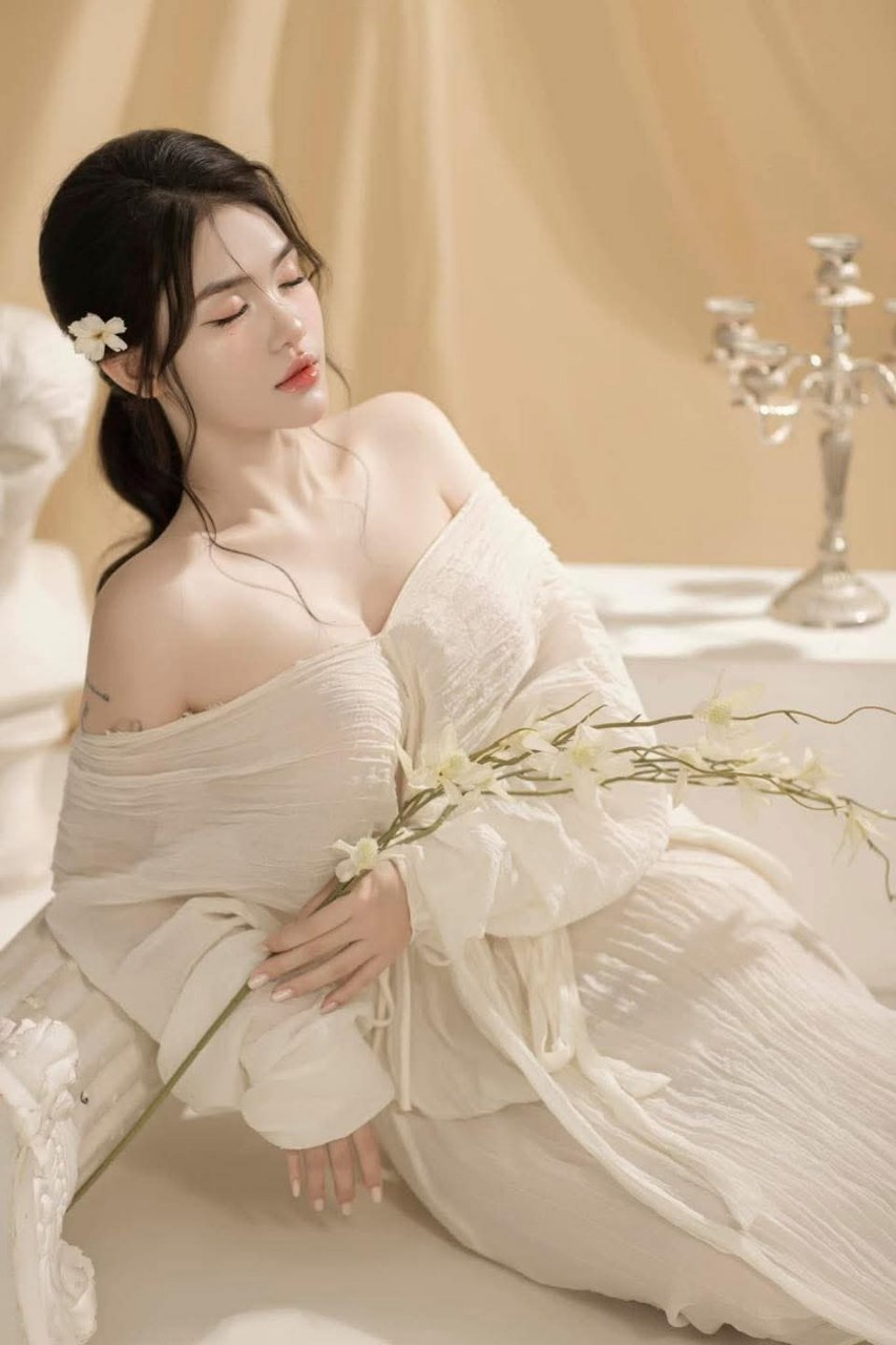 Gặp lại chị họ, mối tình đầu tiên sau 10 năm xa cách